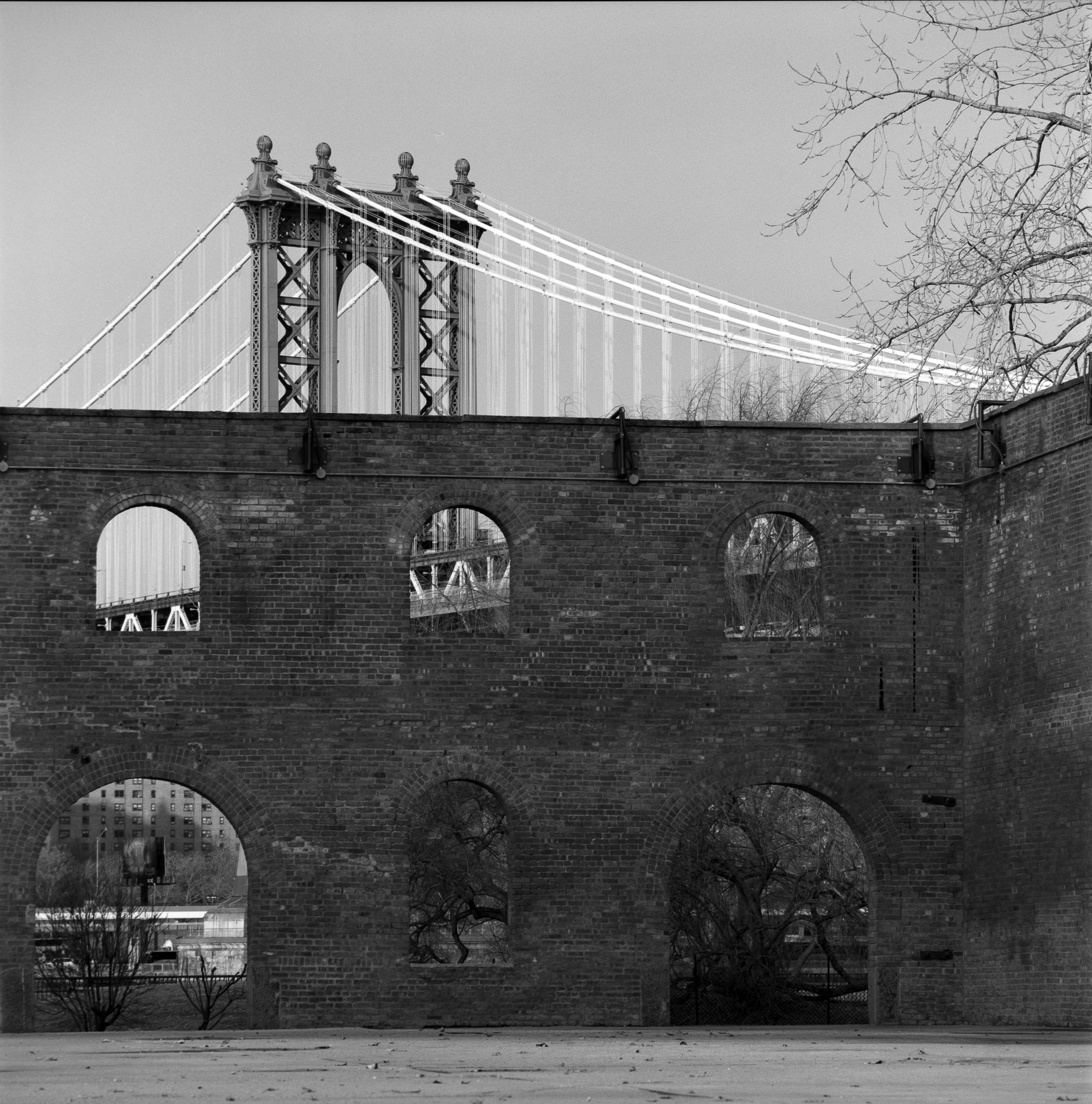 Abandoned Building and Manhattan Bridge